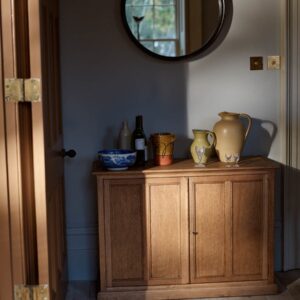 Wooden sideboard with 2 doors and lock, pine wood cabinet in natural brown finish