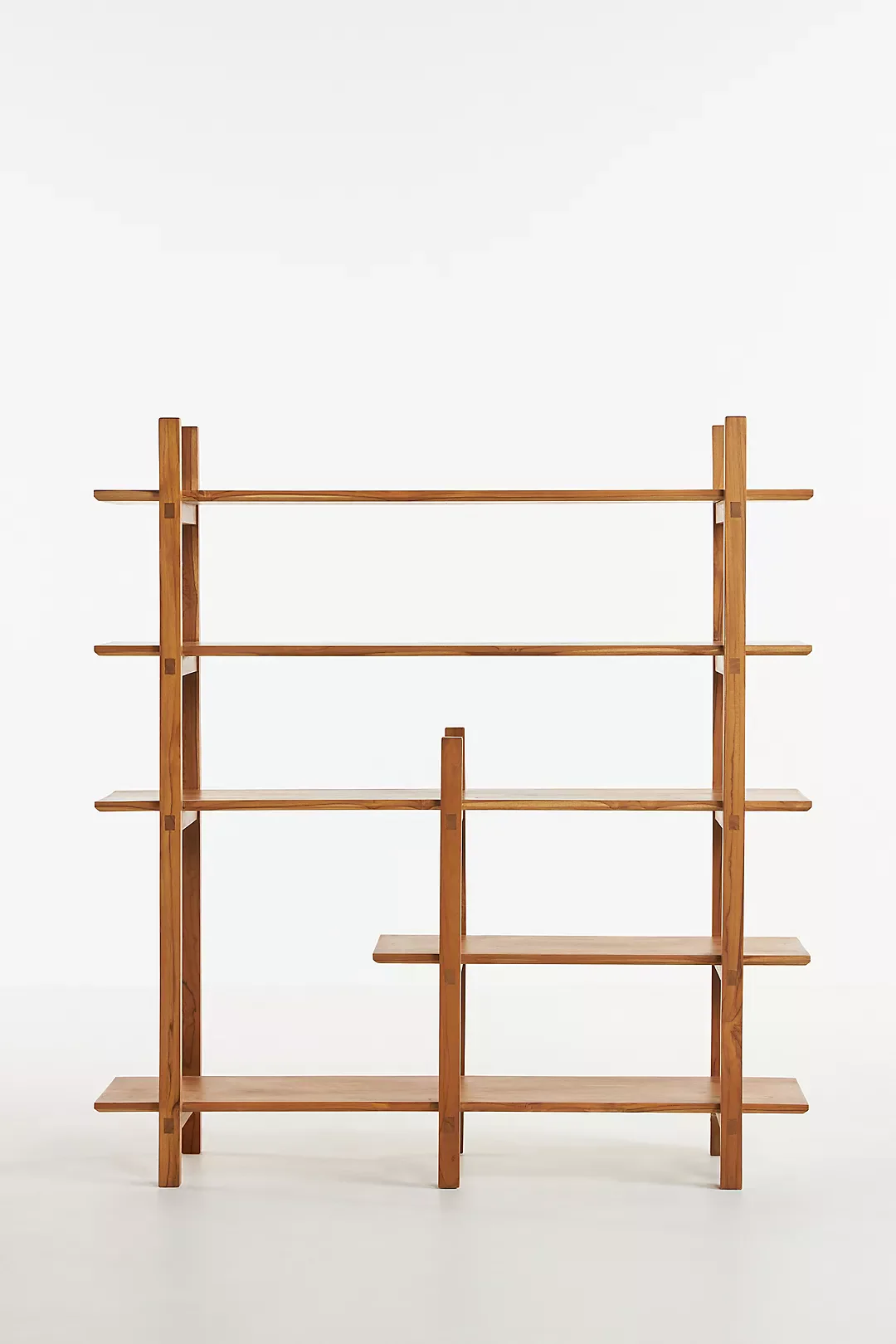 Wooden bookshelf in solid teak wood with five shelves and natural brown finish Wooden bookshelf in solid teak wood with five shelves and natural brown finish