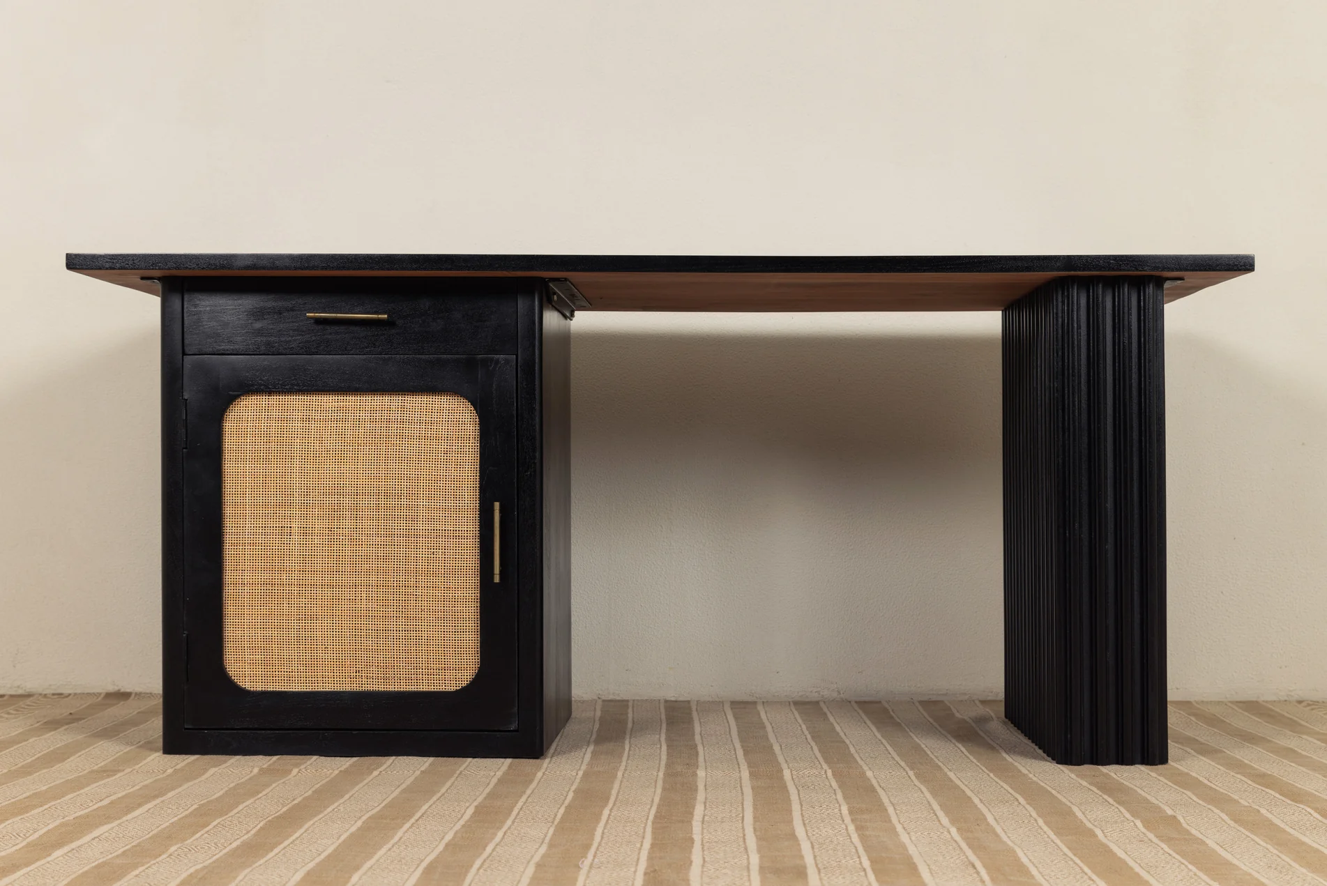Black antique desk in teak wood and cane with antique finish Black antique desk in teak wood and cane with antique finish