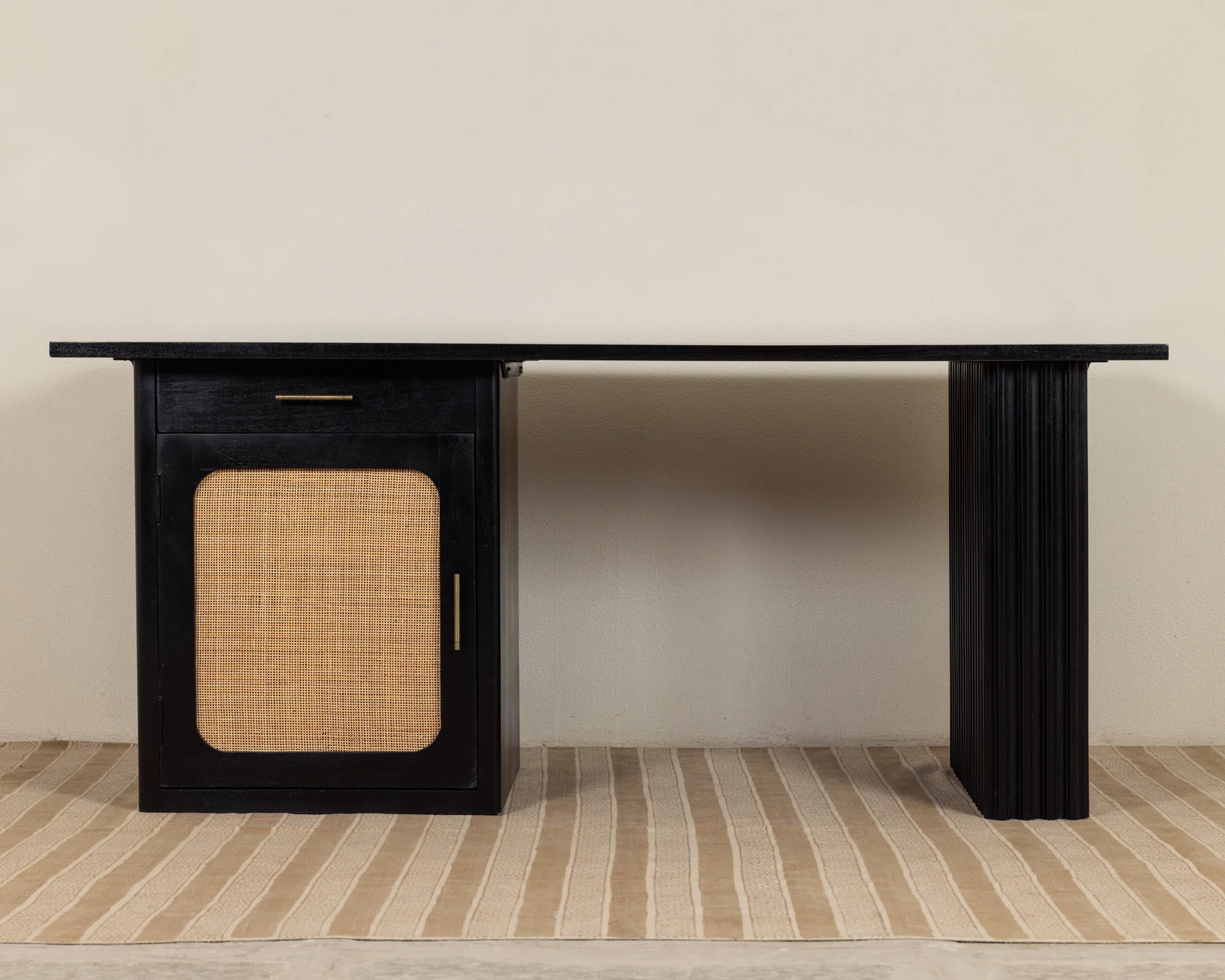 Black antique desk in teak wood and cane with antique finish Black antique desk in teak wood and cane with antique finish