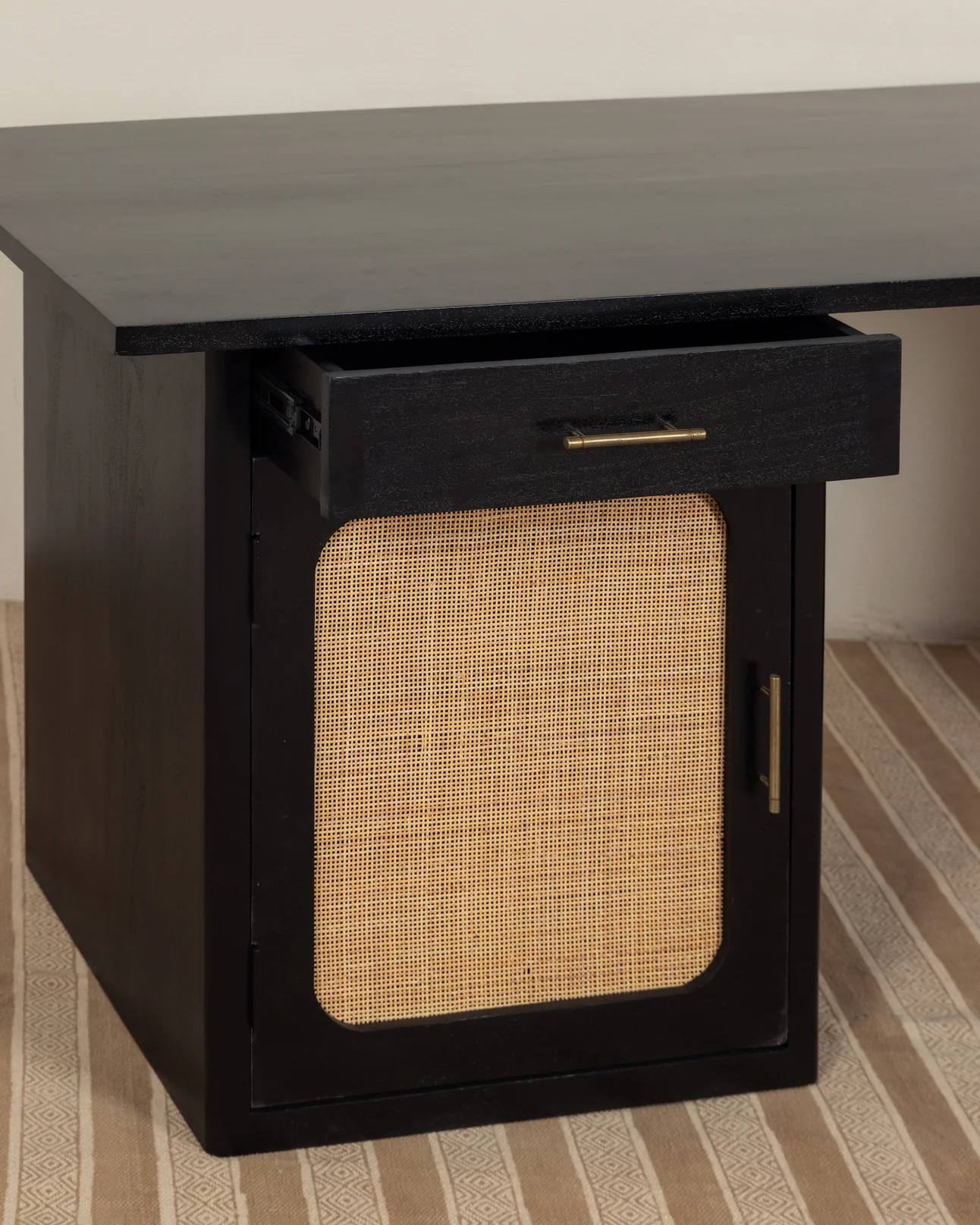 Black antique desk in teak wood and cane with antique finish Black antique desk in teak wood and cane with antique finish