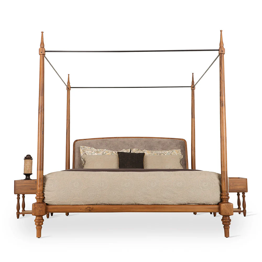 Wooden poster bed in teak wood with natural brown finish