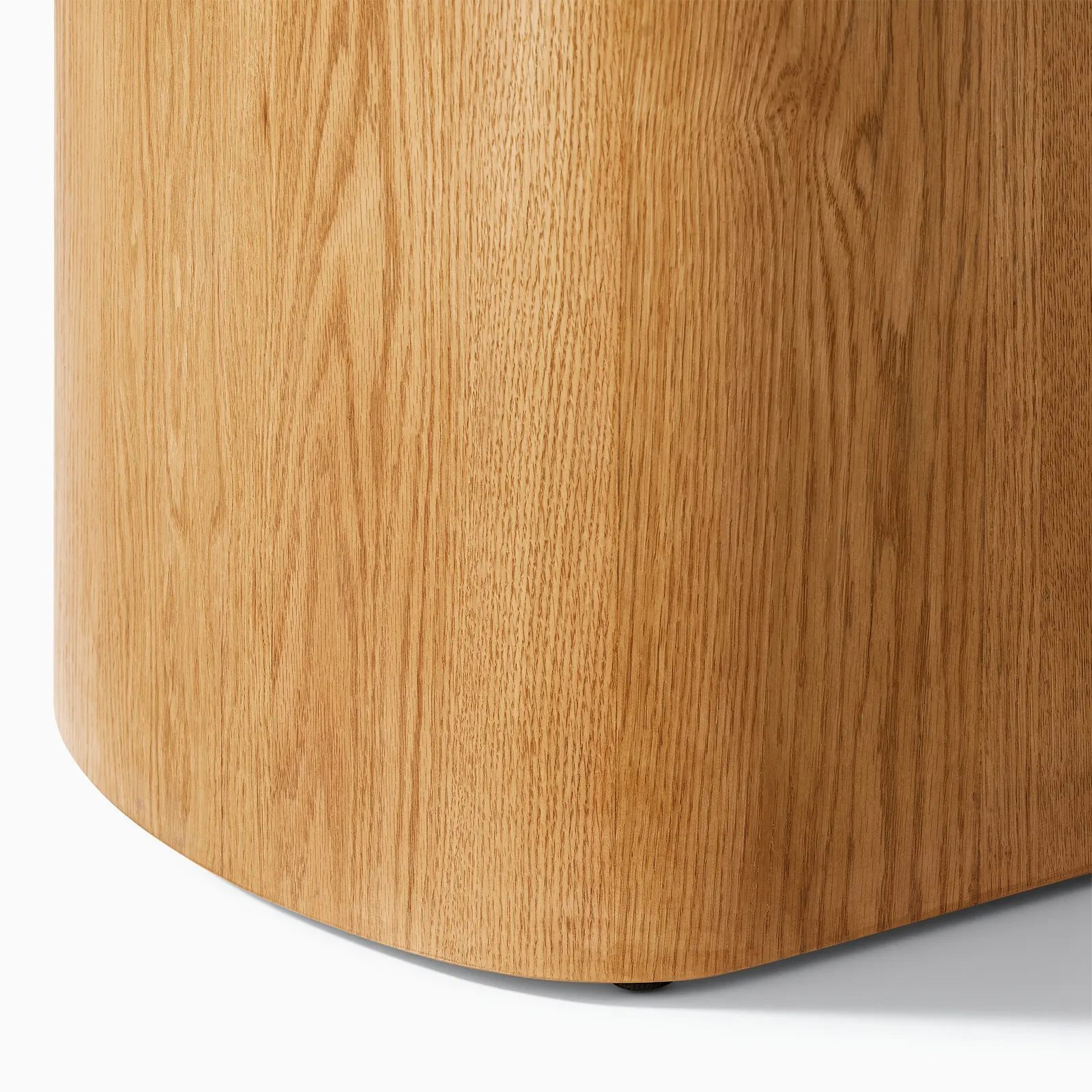 Ravello dining table in teak wood with natural finish Ravello dining table in teak wood with natural finish