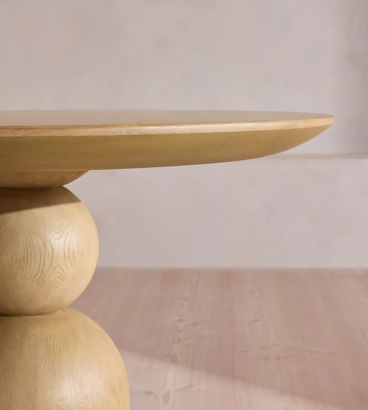 Dining room table in teak wood with natural finish