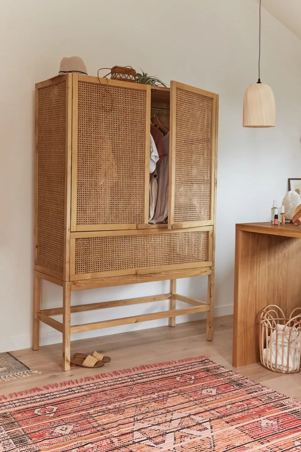 Minicane wooden wardrobe in teak wood with natural finish