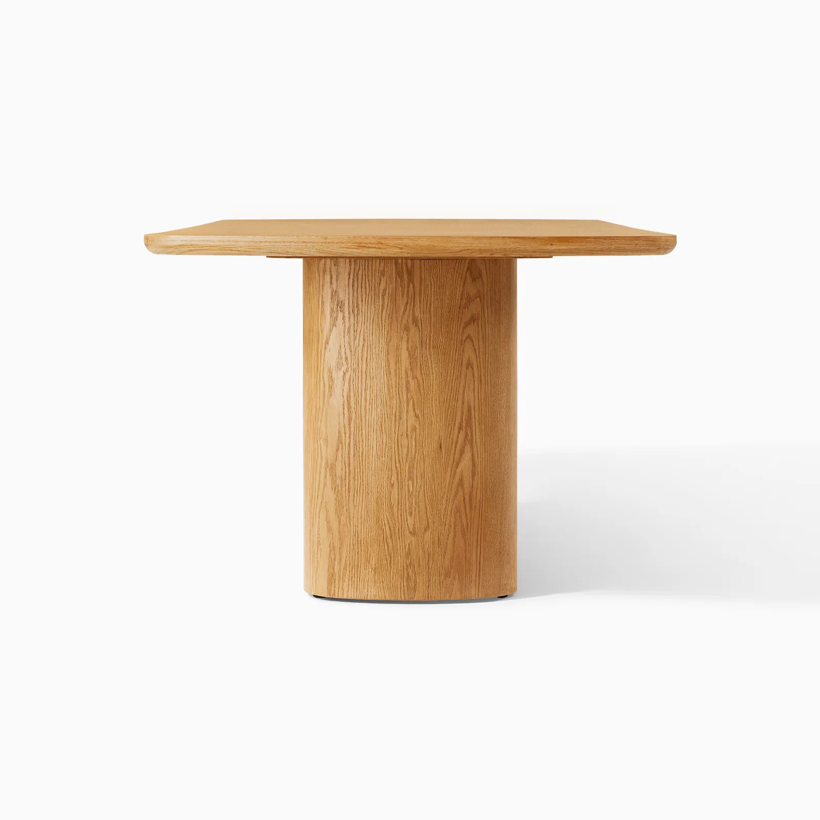 Ravello dining table in teak wood with natural finish Ravello dining table in teak wood with natural finish