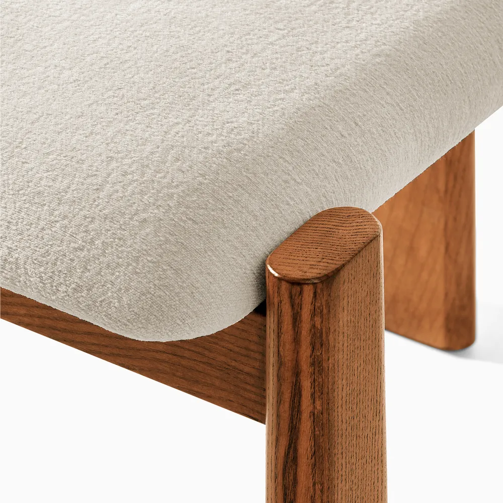 Kiri dining chair in teak wood with soft cushions Kiri dining chair in teak wood with soft cushions