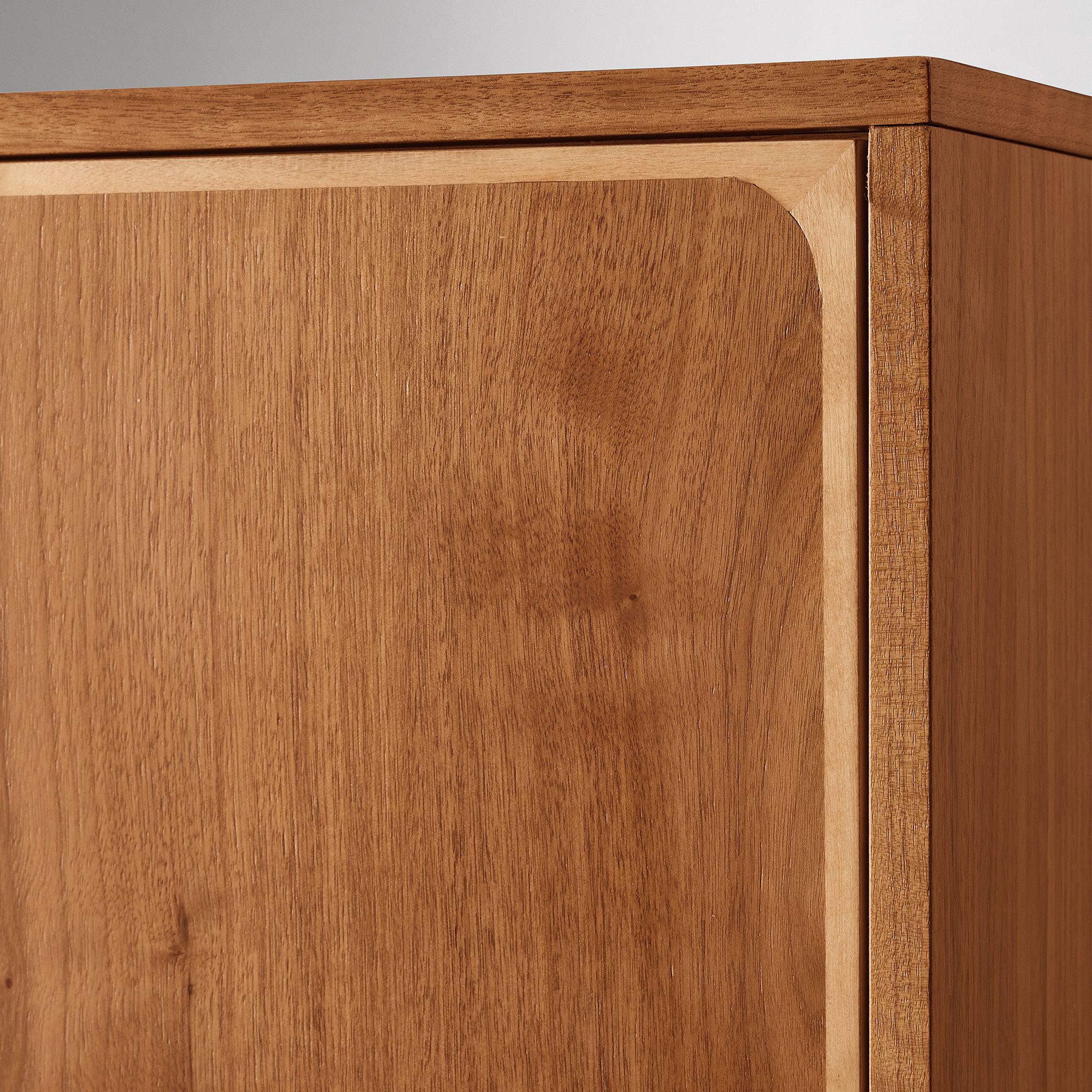 Two-tone wooden wardrobe in teak wood with walnut veneer