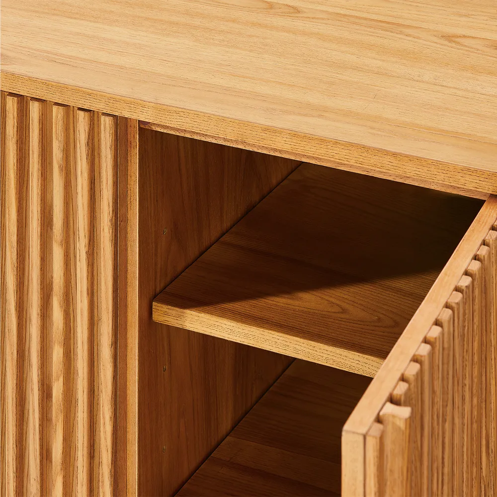 Wooden shoe storage in teak wood with upholstered top