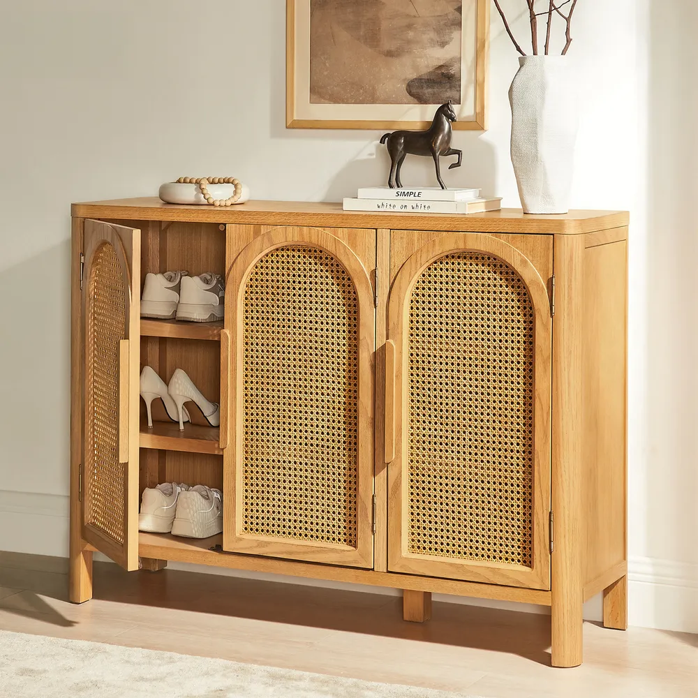 Rattan shoe storage in teak wood with natural finish Rattan shoe storage in teak wood with natural finish
