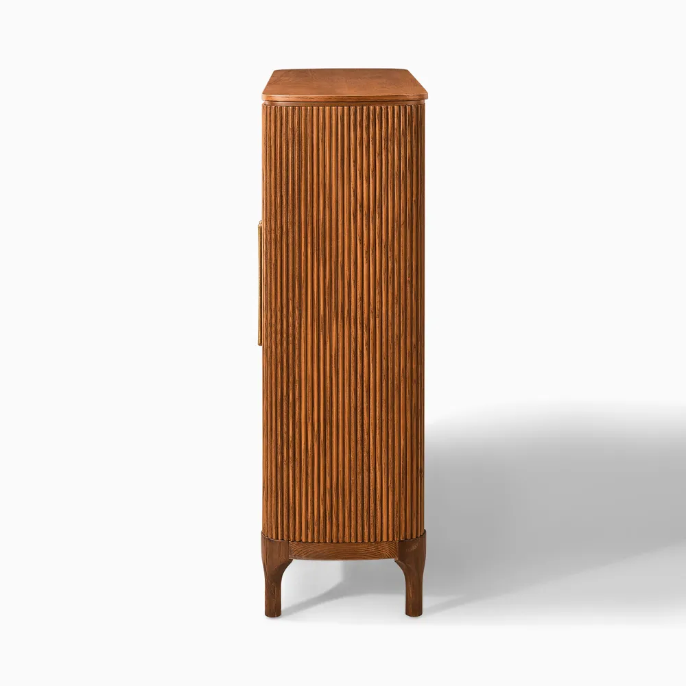 Royal shoe storage in teak wood with upholstered top Royal shoe storage in teak wood with upholstered top