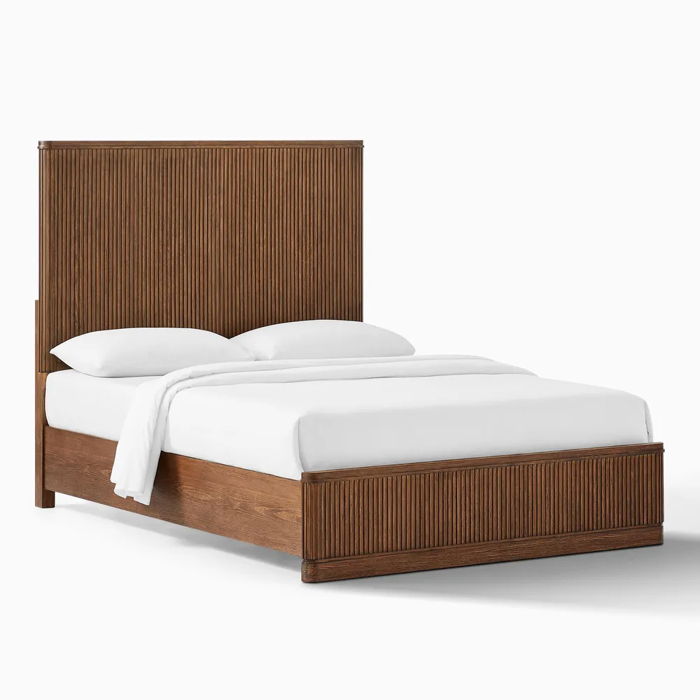 Eros wooden bed in teak wood with natural brown finish