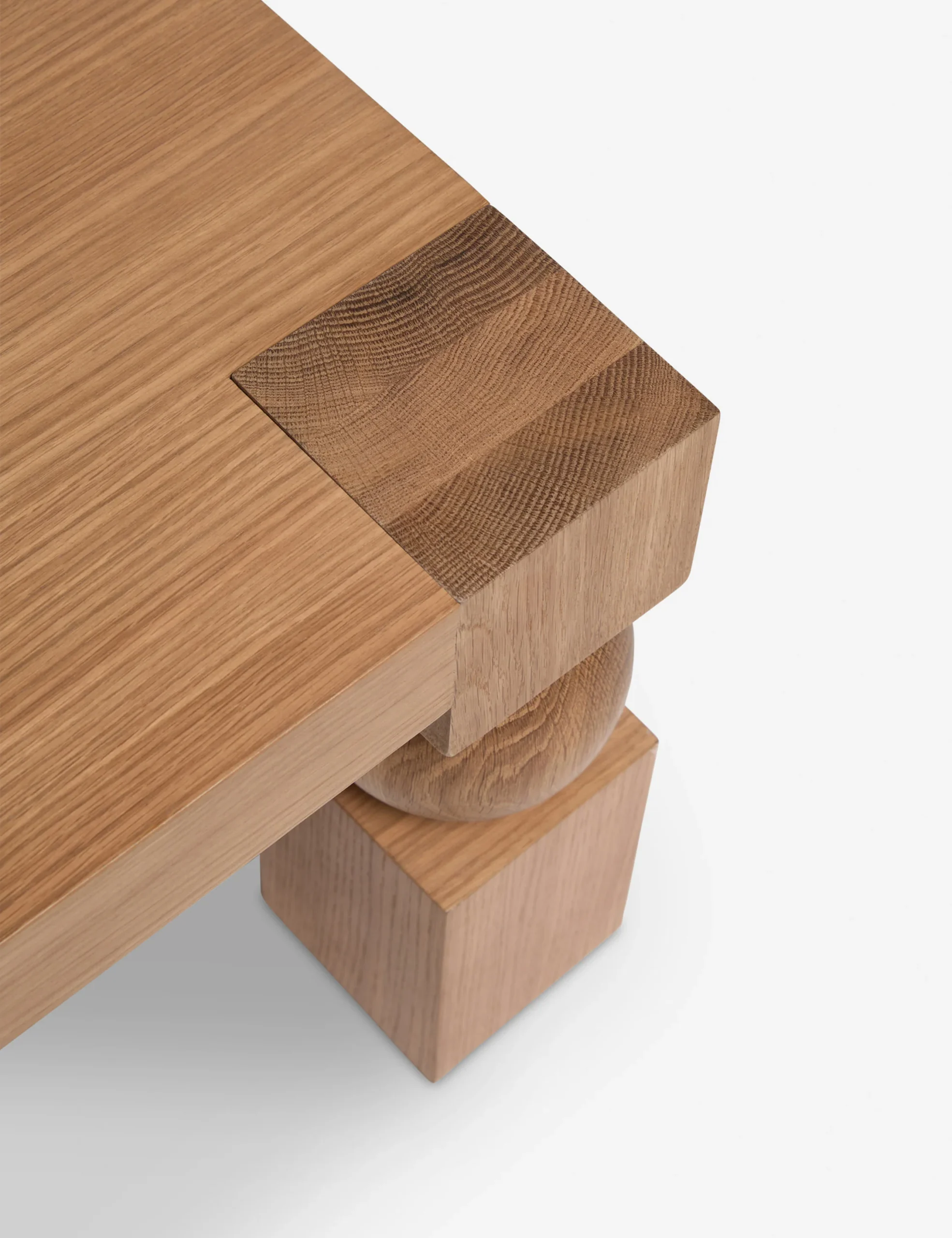 Terra coffee table in teak wood with natural finish Terra coffee table in teak wood with natural finish