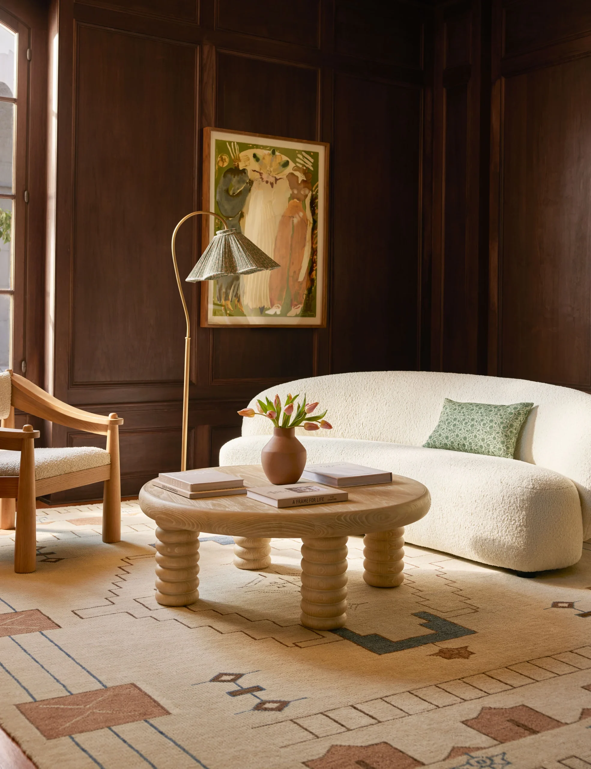 Amber coffee table in teak wood with natural finish