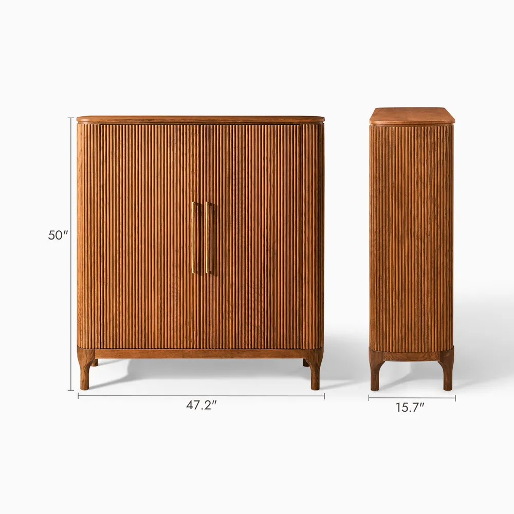 Royal shoe storage in teak wood with upholstered top Royal shoe storage in teak wood with upholstered top