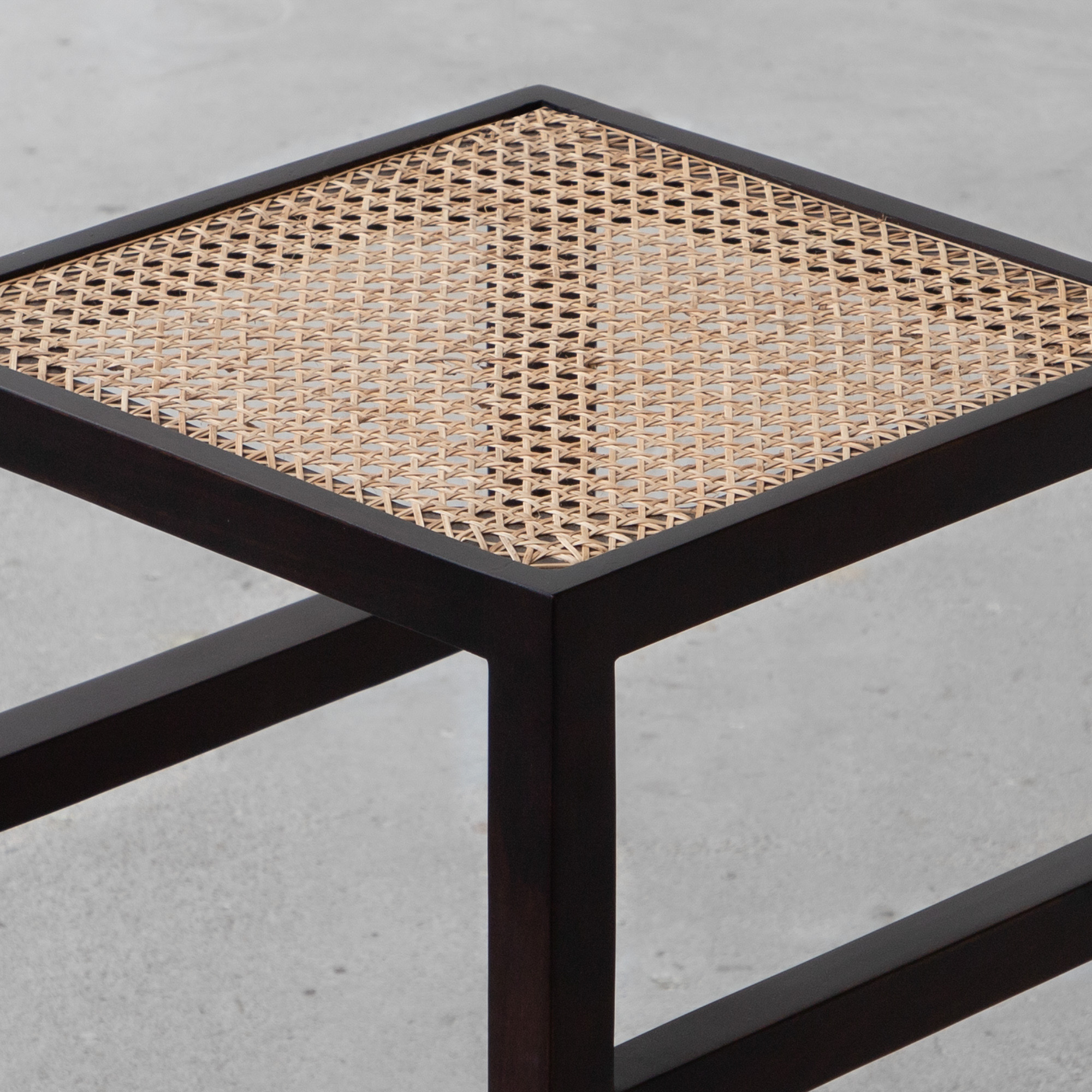 Rattan bar stool in teak wood with natural brown finish