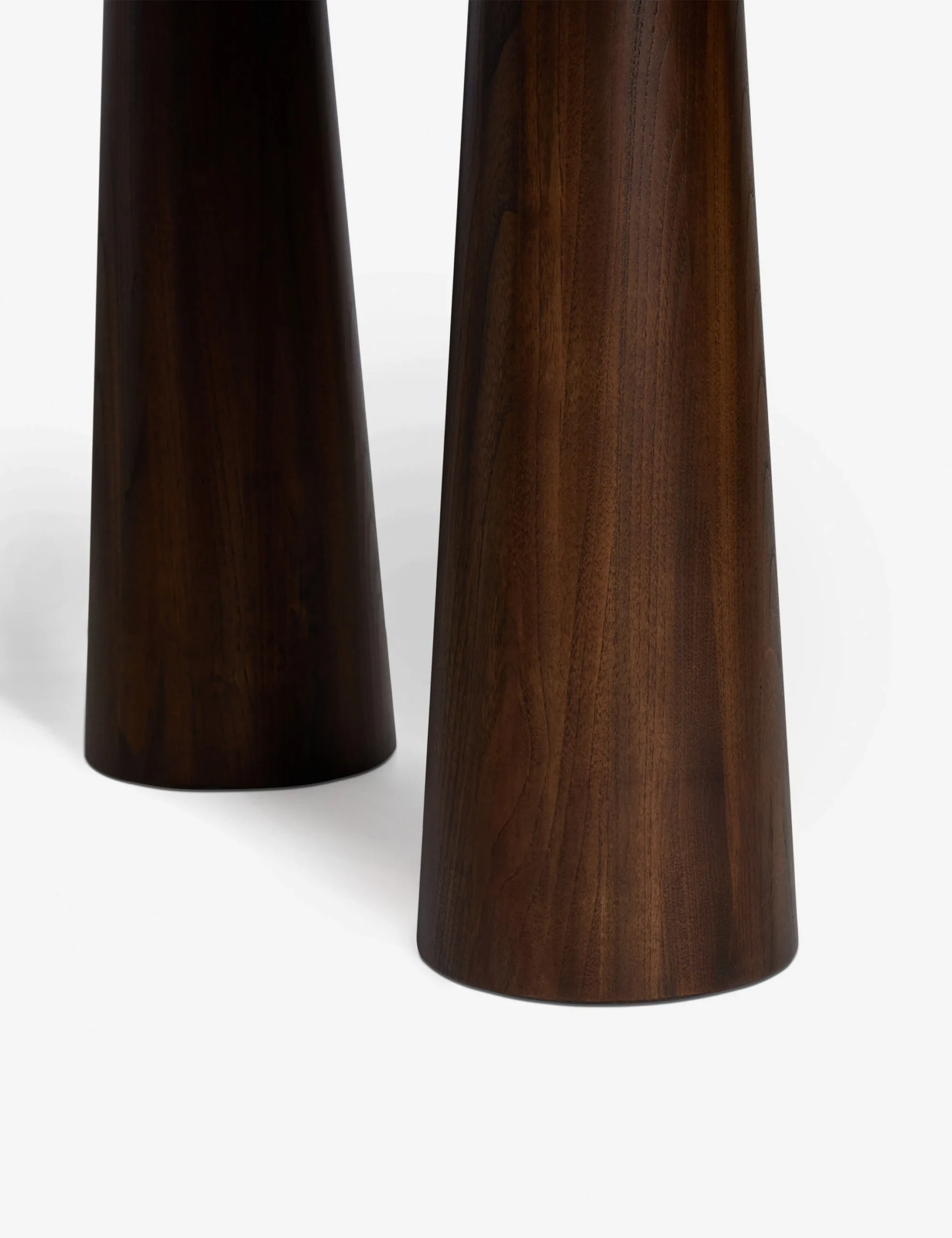 Oren dining set in teak wood with natural brown finish