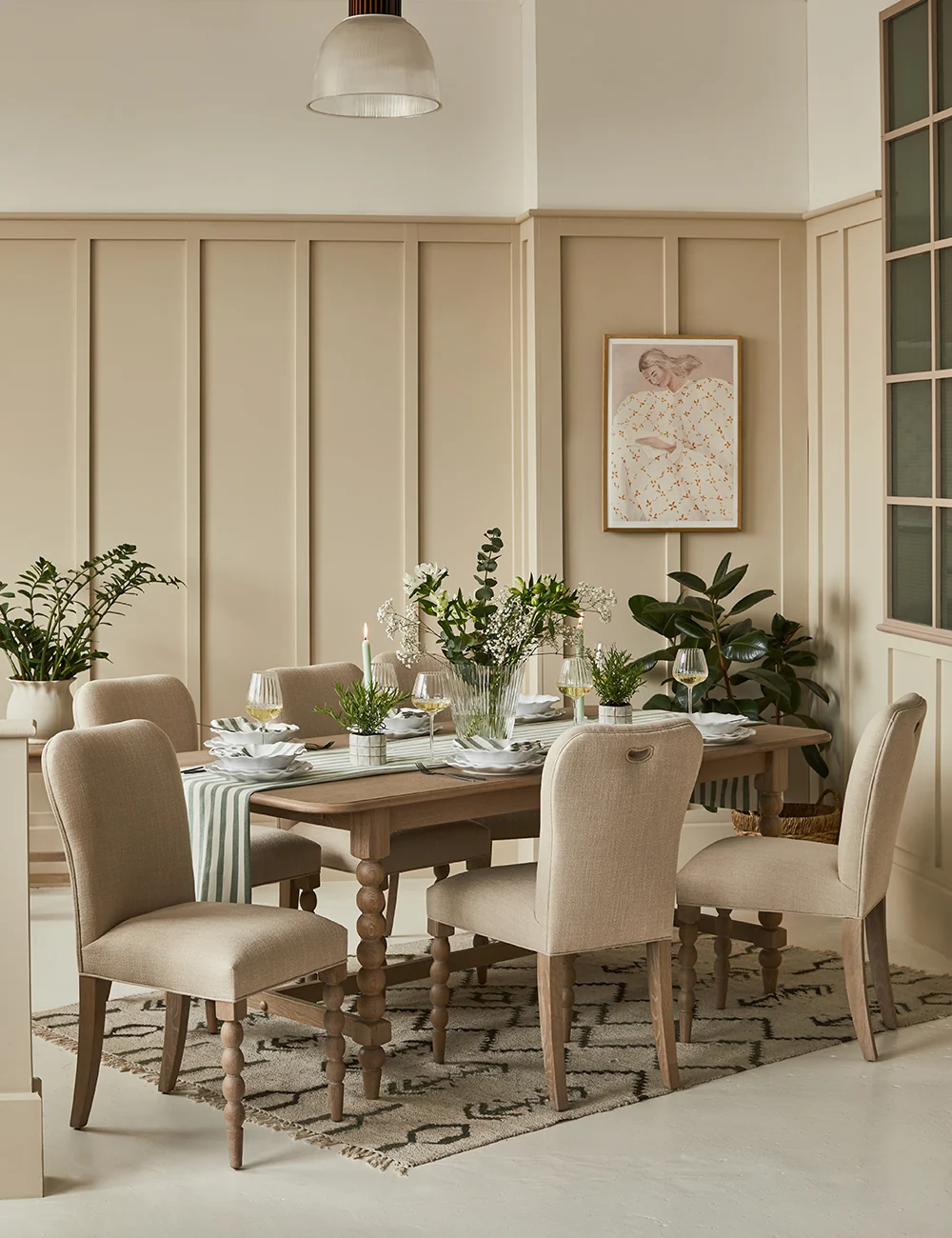 Heritage Grain dining set in solid teak wood with upholstered chairs